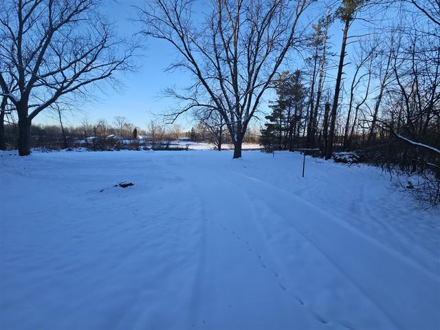 4725 E Sager Road, Hastings, MI 49058