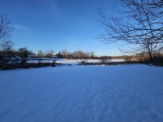 4725 E Sager Road, Hastings, MI 49058