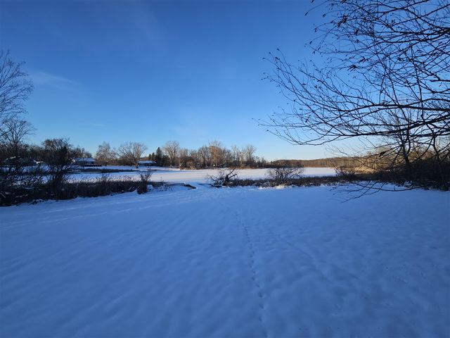 4725 E Sager Road, Hastings, MI 49058