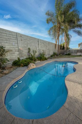 9829 Priscilla Ln, Stockton, CA 95212