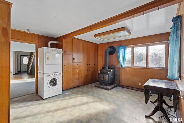 2709 16TH Street, Moline, IL 61265