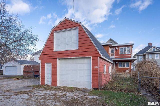 2709 16TH Street, Moline, IL 61265