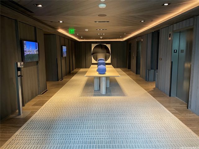 1000 Auahi Street 1906, Honolulu, HI 96814