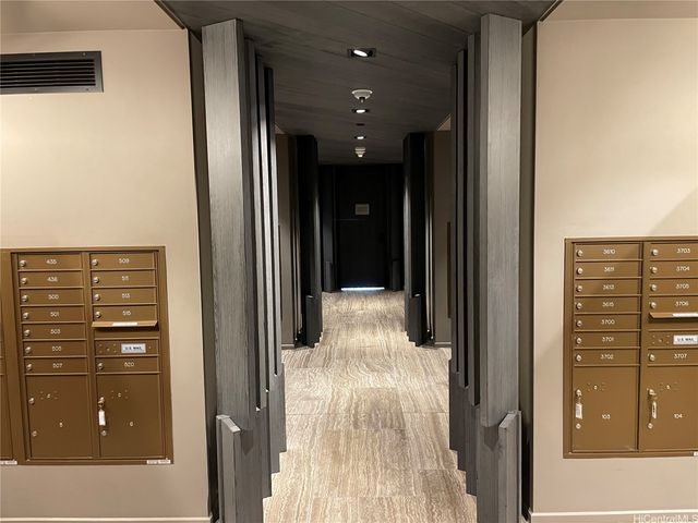 1000 Auahi Street 1906, Honolulu, HI 96814