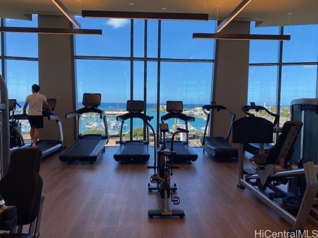 1000 Auahi Street 1906, Honolulu, HI 96814