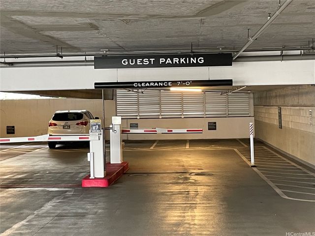 1000 Auahi Street 1906, Honolulu, HI 96814