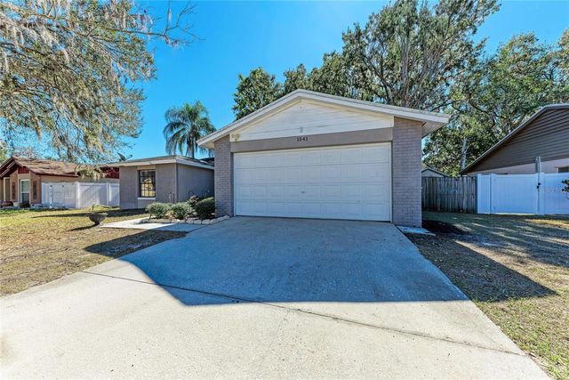 1541 LONG POND DRIVE, Valrico, FL 33594