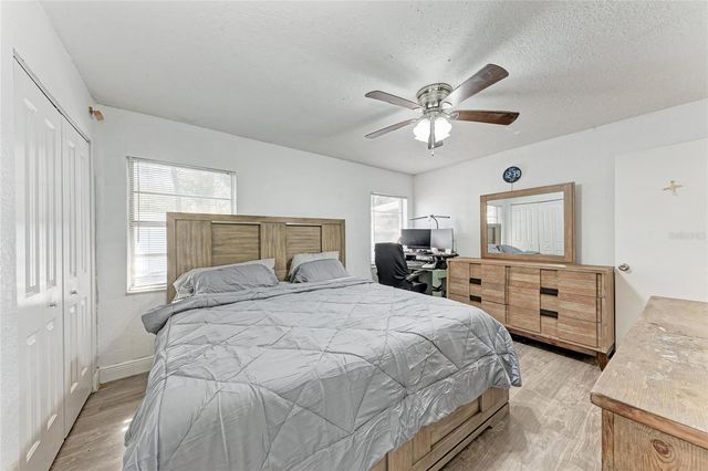 1541 LONG POND DRIVE, Valrico, FL 33594