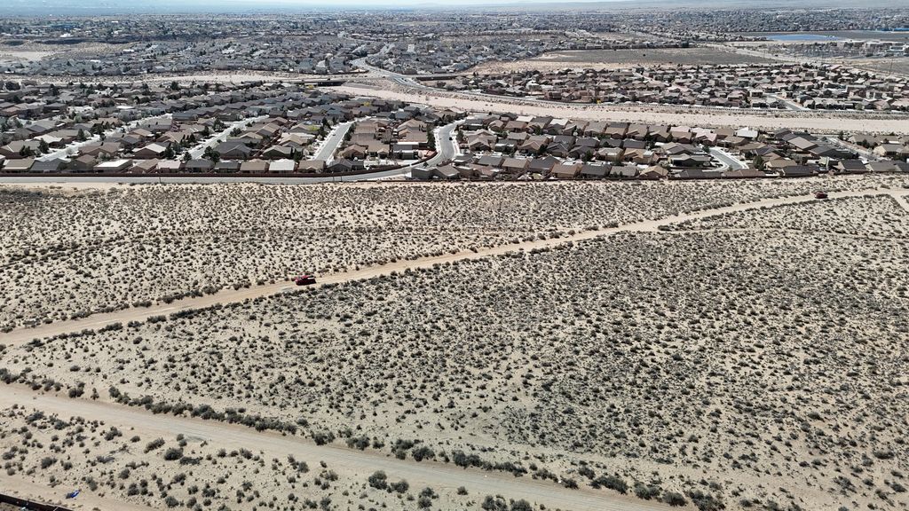 641-645 Viga Loop SE, Rio Rancho, NM 87124