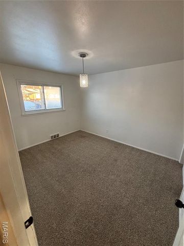 1290 Mullanphy Road, Florissant, MO 63031