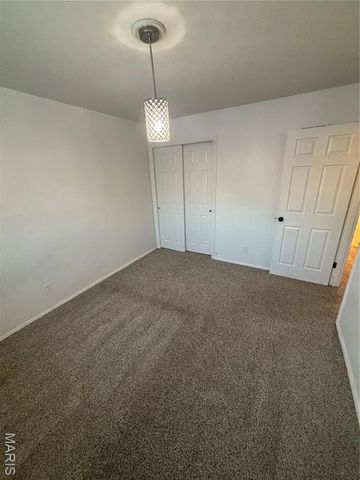 1290 Mullanphy Road, Florissant, MO 63031