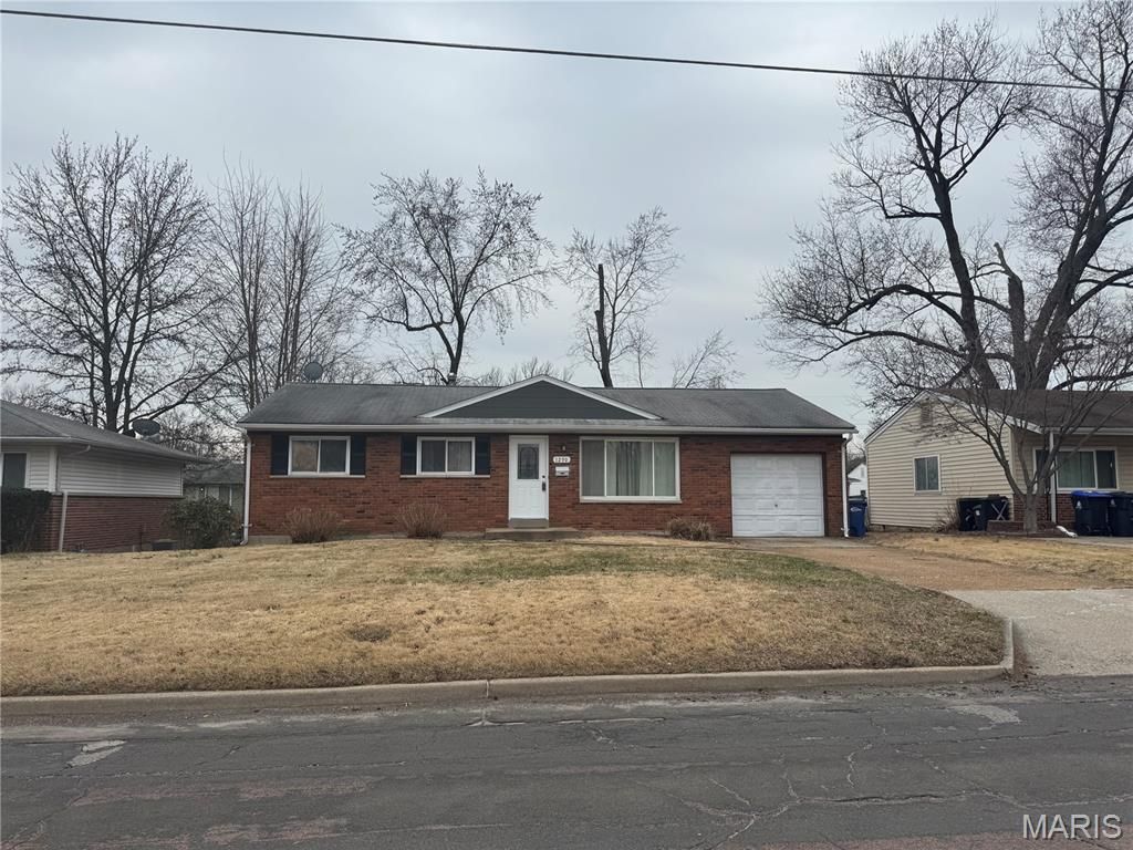 1290 Mullanphy Road, Florissant, MO 63031