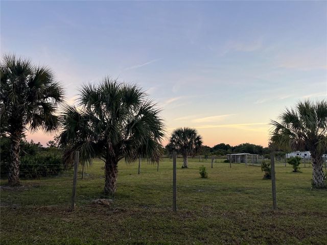 15628 NW 310TH STREET, Okeechobee, FL 34972