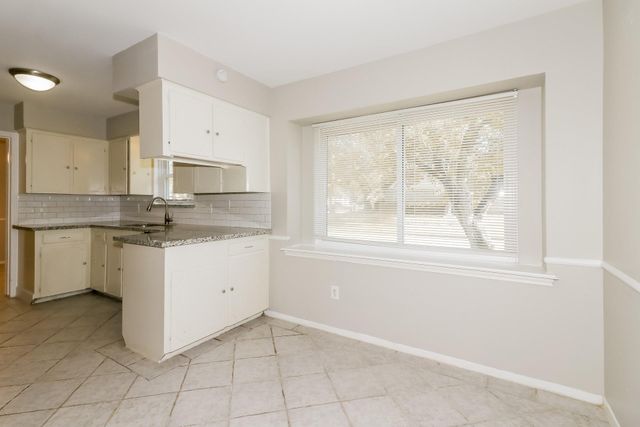 7126 Lugary Drive, Houston, TX 77036