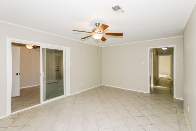 7126 Lugary Drive, Houston, TX 77036