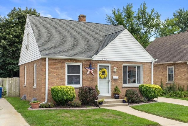 2213 Shoop STREET, Racine, WI 53404