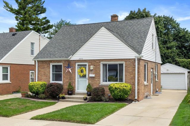 2213 Shoop STREET, Racine, WI 53404