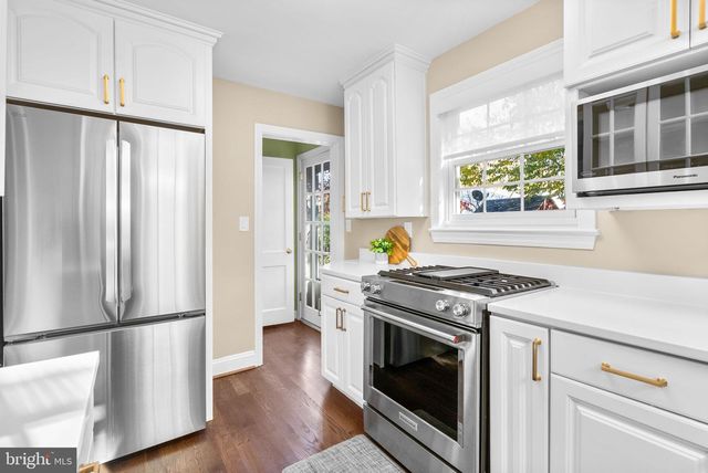 315 HILLMOOR DR, Silver Spring, MD 20901