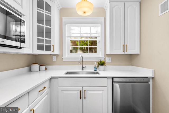 315 HILLMOOR DR, Silver Spring, MD 20901