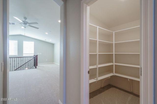 16081 W ELECTRA Lane, Surprise, AZ 85387