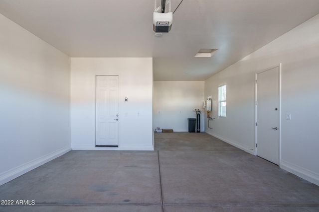 16081 W ELECTRA Lane, Surprise, AZ 85387