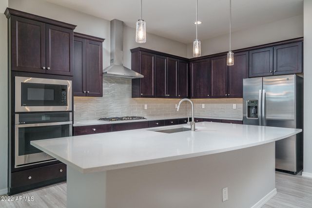 16081 W ELECTRA Lane, Surprise, AZ 85387