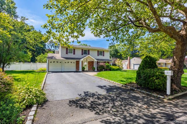 30 Kirkland Drive, Greenlawn, NY 11740