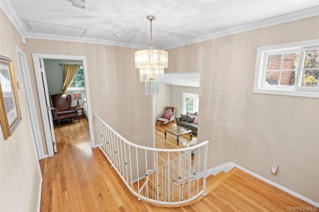 30 Kirkland Drive, Greenlawn, NY 11740