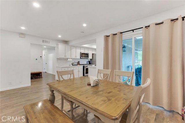 1727 Calle Zocalo, Thousand Oaks, CA 91360