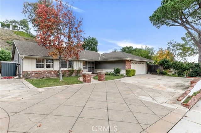 1727 Calle Zocalo, Thousand Oaks, CA 91360