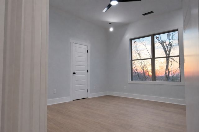 2953 Wixtown Rd, Westmoreland, TN 37186