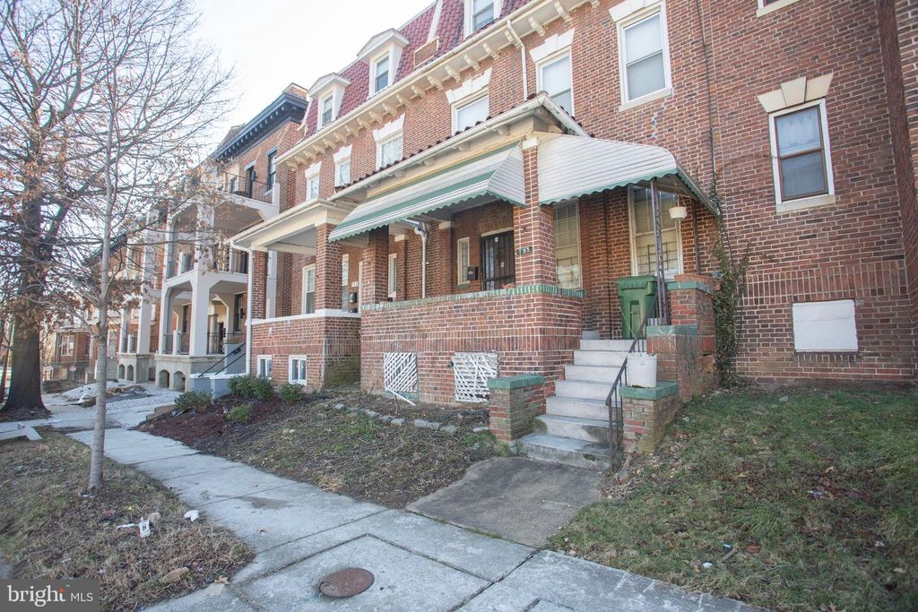 715 DRUID PARK LAKE DR, Baltimore, MD 21217