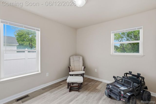 311 Ferry Avenue, Pontiac, MI 48341