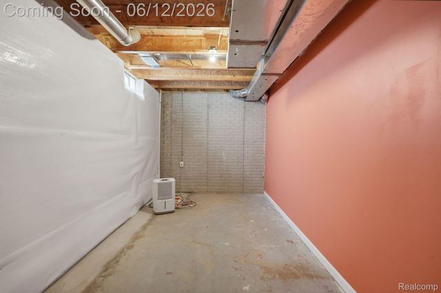 311 Ferry Avenue, Pontiac, MI 48341