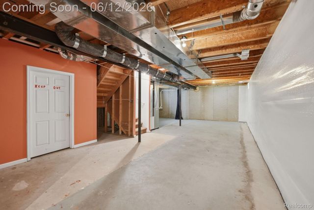 311 Ferry Avenue, Pontiac, MI 48341