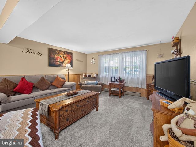 34 S 41ST ST S, Allentown, PA 18104