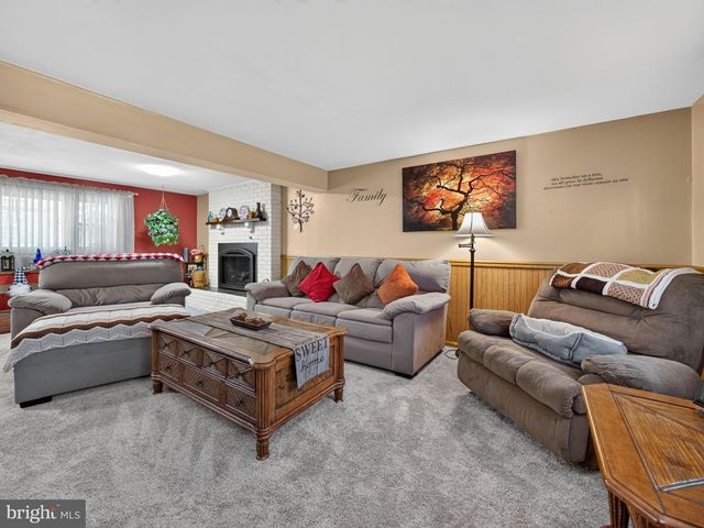 34 S 41ST ST S, Allentown, PA 18104