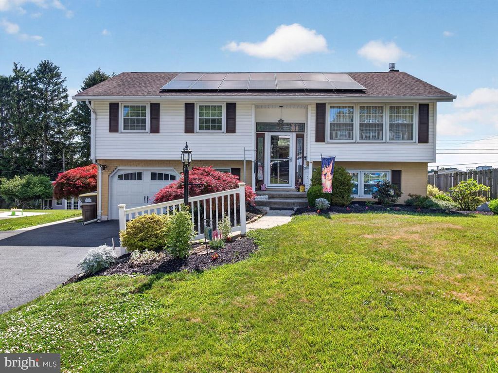 34 S 41ST ST S, Allentown, PA 18104