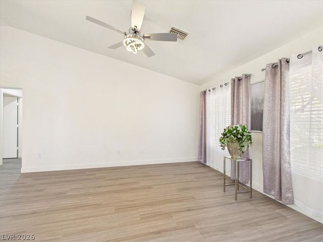 2833 Breakers Creek Drive, Las Vegas, NV 89134