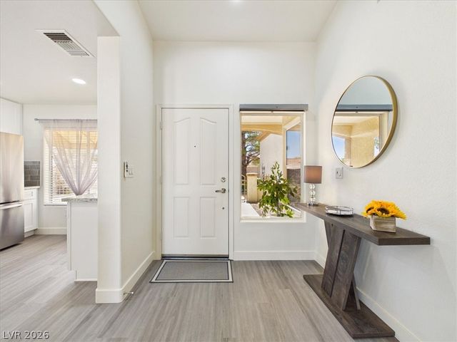 2833 Breakers Creek Drive, Las Vegas, NV 89134