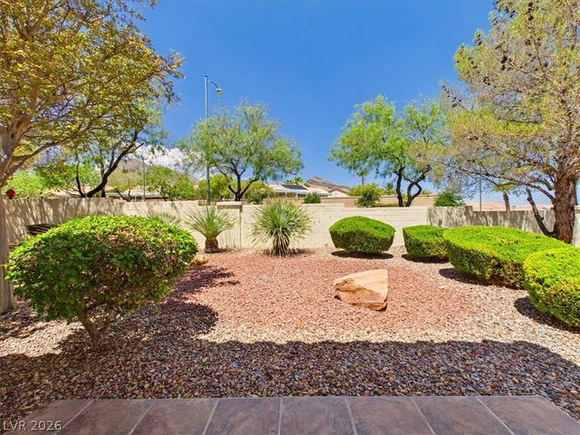 2833 Breakers Creek Drive, Las Vegas, NV 89134