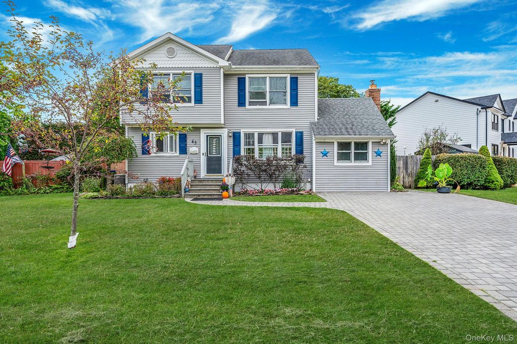 63 Sherwood Drive, East Islip, NY 11730