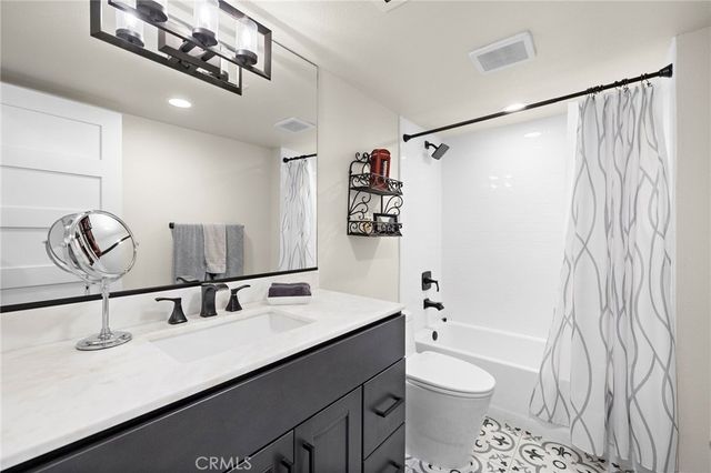 27776 Deya, Mission Viejo, CA 92692