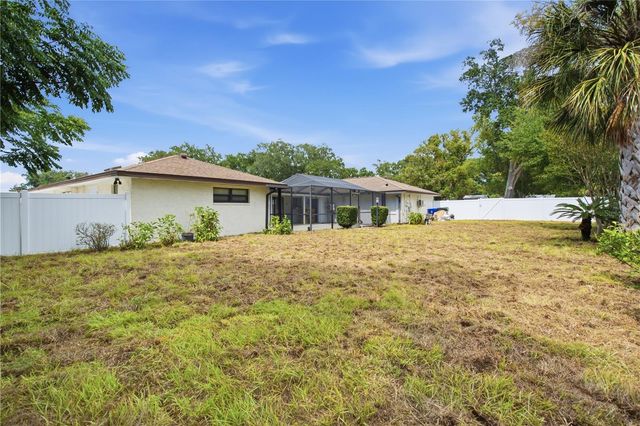 1433 ELLISON LANE, Polk City, FL 33868