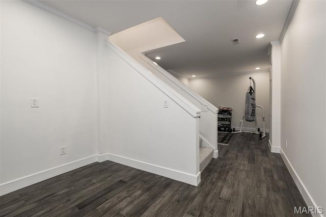 7902 Teasdale Avenue, St Louis, MO 63130