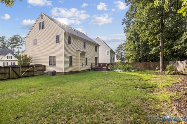 9520 Pine Trails Ct, Henrico, VA 23294