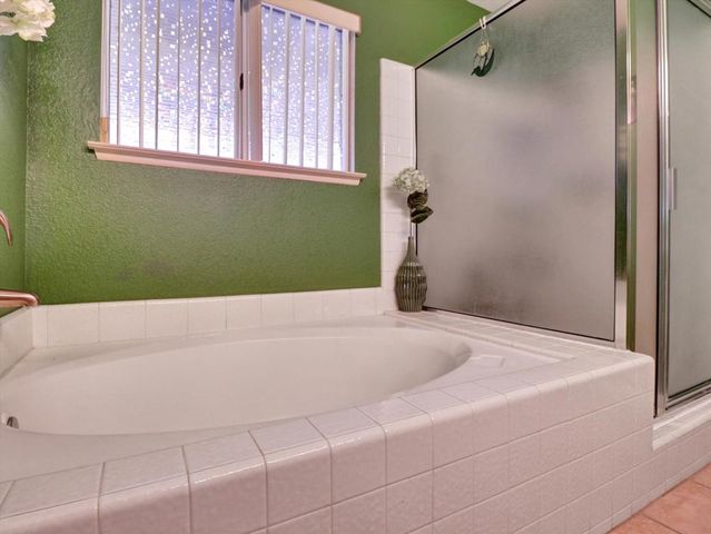 9527 Oakmount, Desert Hot Springs, CA 92240