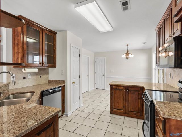 123 Stoney Point Drive, Harvest, AL 35749