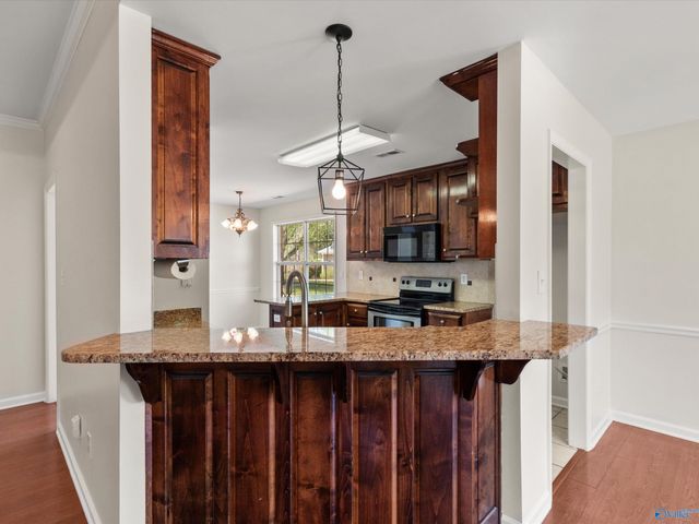 123 Stoney Point Drive, Harvest, AL 35749