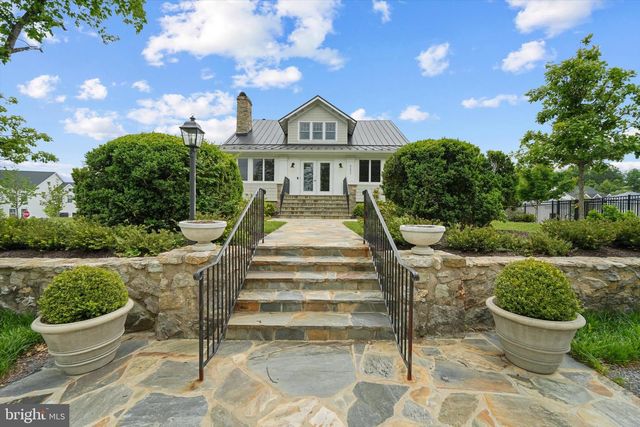 4256 FROST ST, Marshall, VA 20115